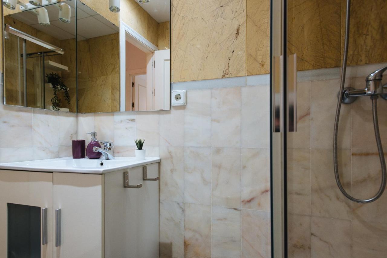 Holi-Rent Lanza Apartment Seville Exterior photo